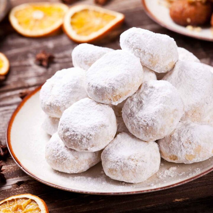 Kourabiedes (Kourabie) Authentic Handmade Artisan Holiday Almond Sugar Cookies. Imported from Thessaloniki, Greece with Whole Almond Center by Papadopoulos Loukoumi.